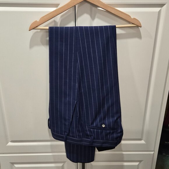 Fugato Virgin Wool Pin-Stripe Suit - Picture 8 of 16